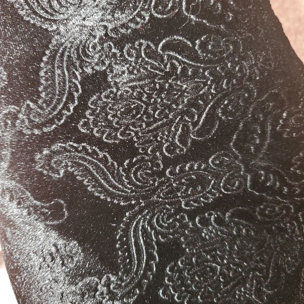 Diba Black Ankle Boots with Velvet Paisley Textured Design GUC Trendy! - Picture 8 of 8